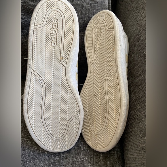 Adidas Walking Athletic Shoes with Cloudfoam Memory Cushion - Picture 5 of 10